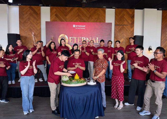 Wyndham Opi Hotel Palembang Rayakan Ulang Tahun ke-8 dengan Aksi Kepedulian Sosial