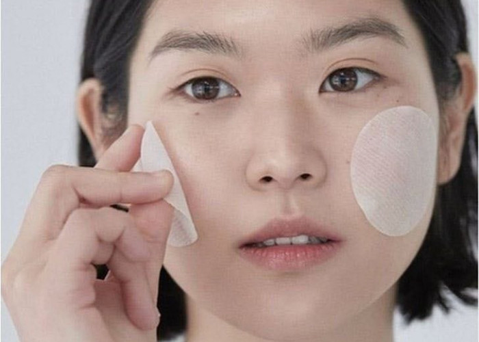5 Rekomendasi Cleansing Pad, Produk Skincare Viral yang Melembabkan dan Mengangkat Sel Kulit Mati