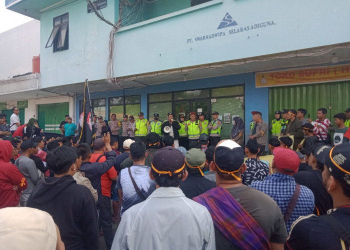 Pedagang Pasar Induk Palembang Gelar Aksi Damai, Tolak Kenaikan Tarif Retribusi Intimidasi, Sita Lapak Sepihak