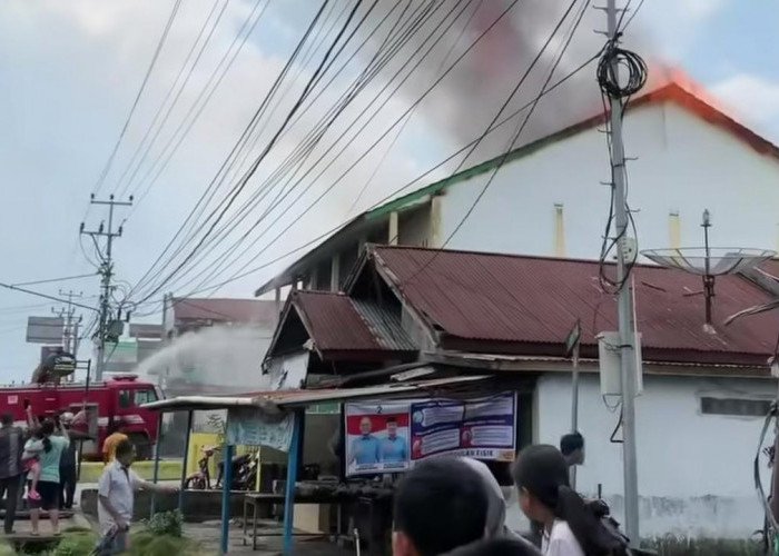 3 Ruko Gudang Logistik KPU Kota Lubuklinggau Hangus Terbakar, Logistik Pilkada Serentak Aman?