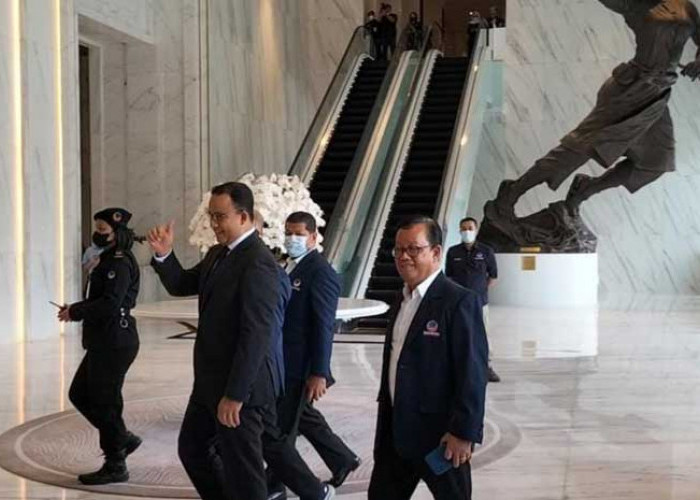 Tiba di NasDem Tower, Anies Didampingi Kader Partai