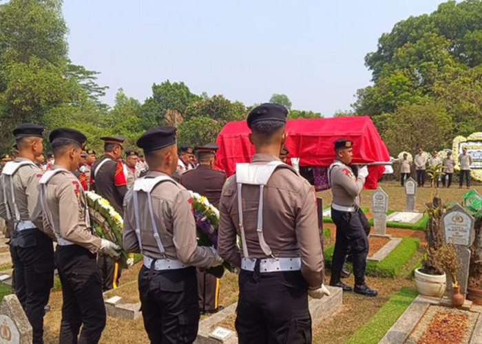 Pemakaman Irjen Pol Napoleon Bonaparte Dipimpin Kadivhubinter Polri