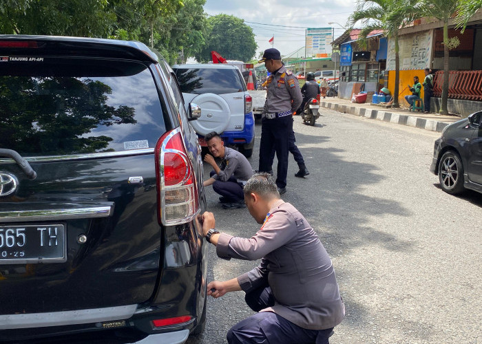 Sebabkan Kebocoran PAD Kota Palembang, Belasan Kendaraan Parkir Sembarangan Sejumlah Titik Ditertibkan 