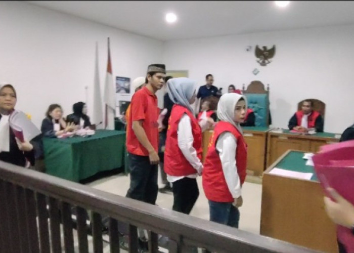 Dalih Terdesak Ekonomi, Riska Cs Dituntut 6 Tahun Penjara dalam Kasus Jual Bayi Baru Lahir