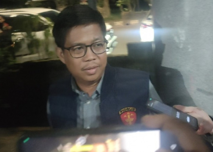 4 Jam Geledah Kantor Dishub, Kejari Palembang Amankan Satu Box Container Berisi Dokumen dan PC 
