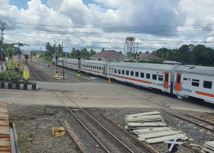 Uji Coba Jalur Ganda Stasiun Muara Enim-Muara Lawai,Pengendara Diminta Waspada di Perlintasan Sebidang