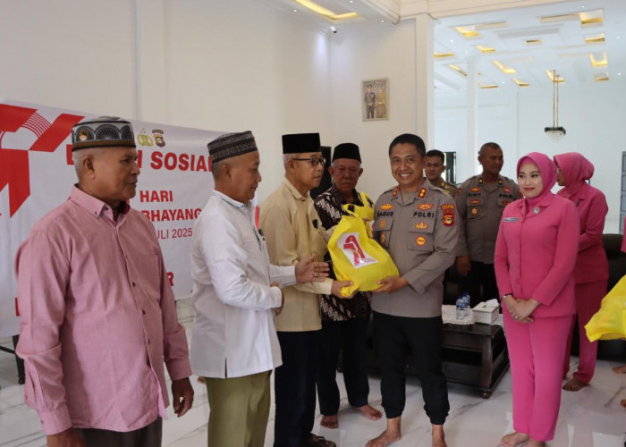 350 Paket Bansos Didistribusikan Polres Ogan Ilir ke Berbagai Elemen, Semarak HUT Bhayangkara ke-79 Tahun 2025