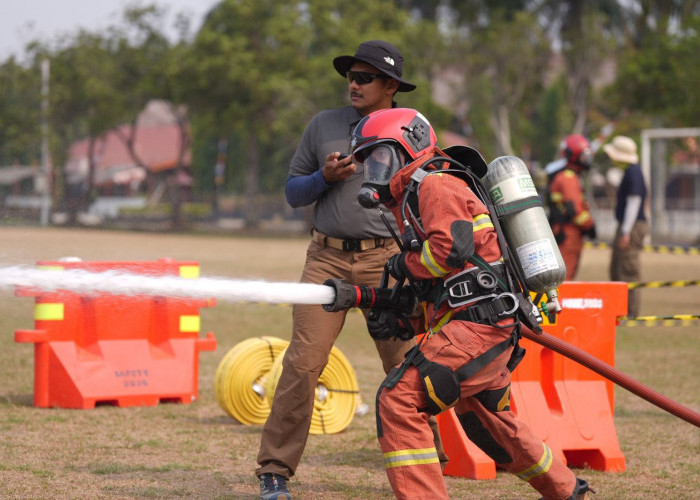 Gerak Cepat, Respons Tepat: Kilang Plaju Uji Kesiapan Fire Brigade Hadapi Kondisi Darurat