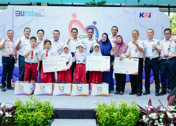 Peduli Terhadap Dunia Pendidikan, KAI Berikan Bantuan Untuk Siswa Kurang Mampu dan SDN 166 Palembang