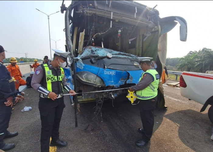 Tabrakan Beruntun di Tol Palindra KM 9, Bus DAMRI Terlibat, 14 Orang Luka-Luka