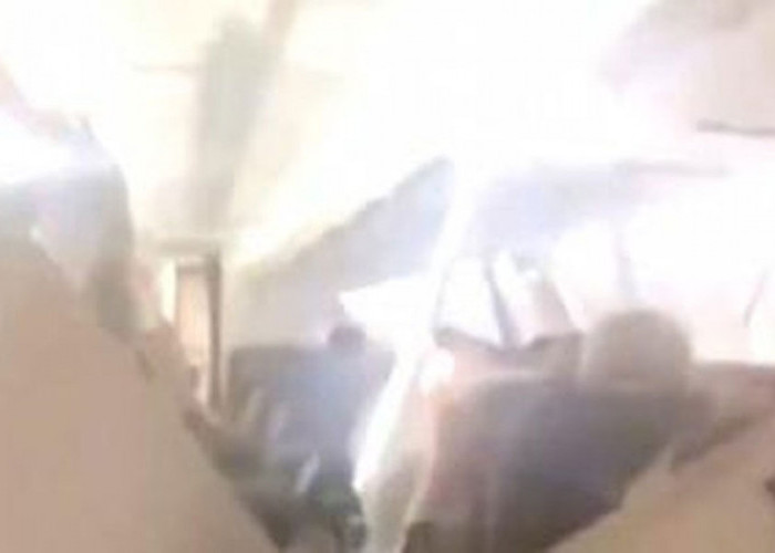SuperDramatis, Maskapai Sepehran Airlines Alami Gangguan Mesin Hebat, Seluruh Penumpang Menjerit dan Berdoa 