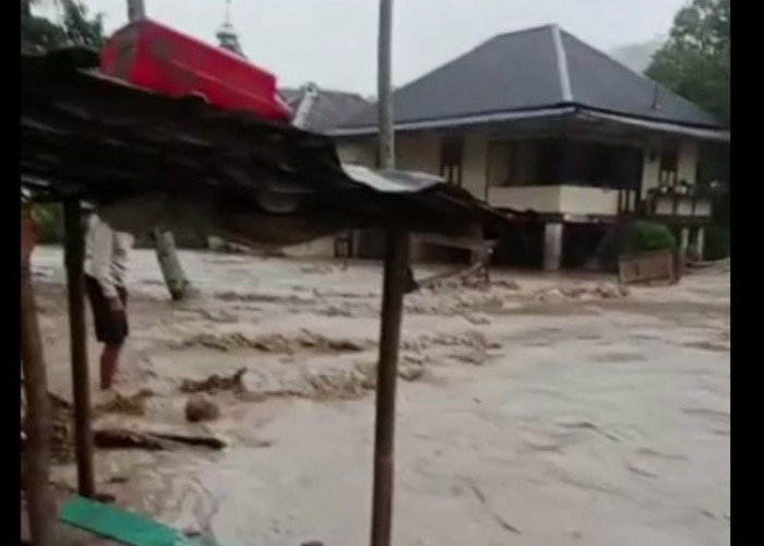 Banjir Bandang Landa 2 Desa di Jarai 