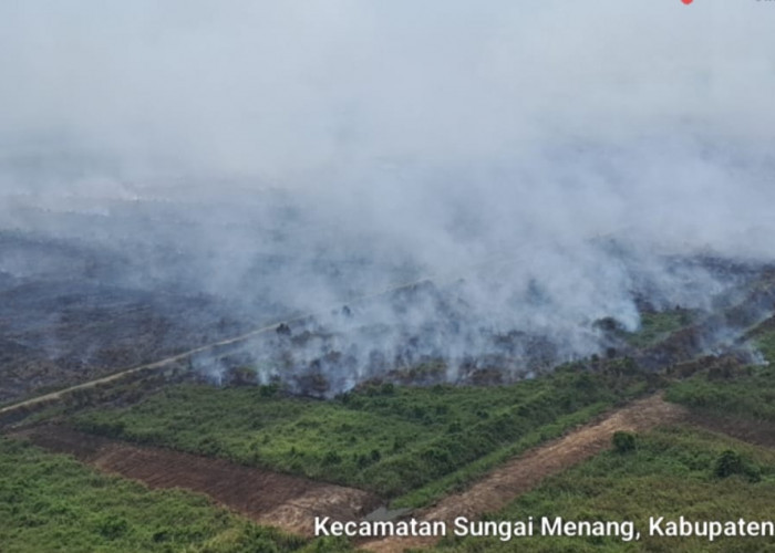 Pemadaman Karhutla di Sungai Menang OKI Milik Perusahaan Dibantu 4 Helikopter 