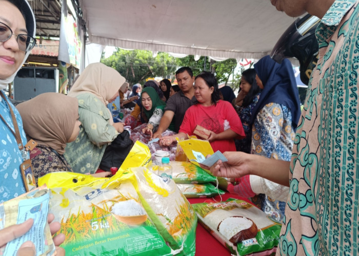 Jelang Nataru Pemkab OKI Gelar Pasar Murah