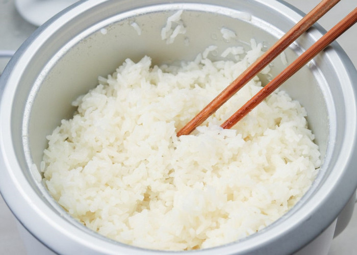 Cara Masak Nasi dengan Rice Cooker yang Benar, Hasilnya Lembut dan Tidak Cepat Basi