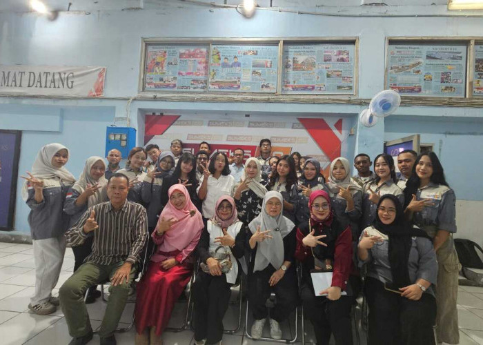 Mahasiswa Ilmu Komunikasi UBD Berkunjung ke Redaksi SUMEKS.CO