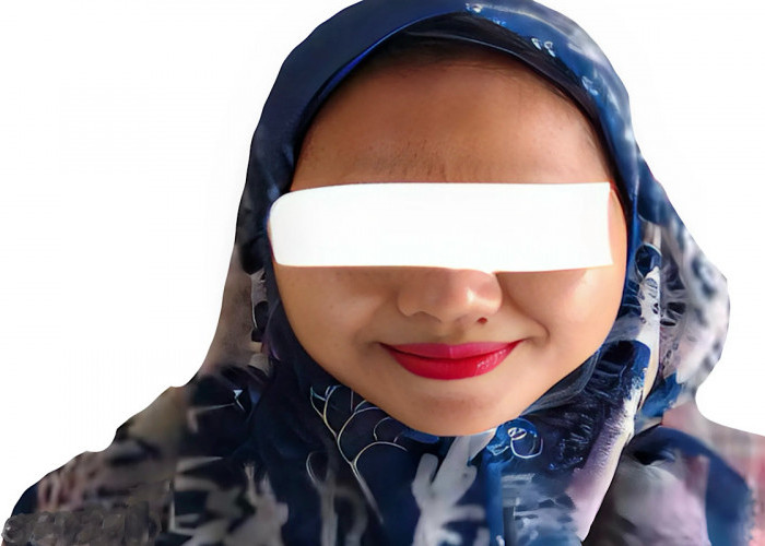 Karyawati Gelapkan Uang Perusahaan di Lubuk Linggau Ini Masih Bisa Tersenyum Manis Usai Ditangkap