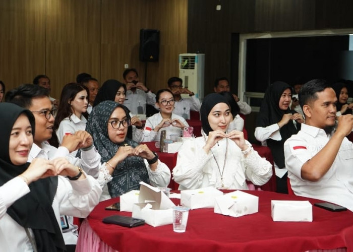 Antusias, Pegawai Kanwil Kemenkum Sumsel Dibekali Kompetensi Bahasa Isyarat untuk Layani Masyarakat Tuli