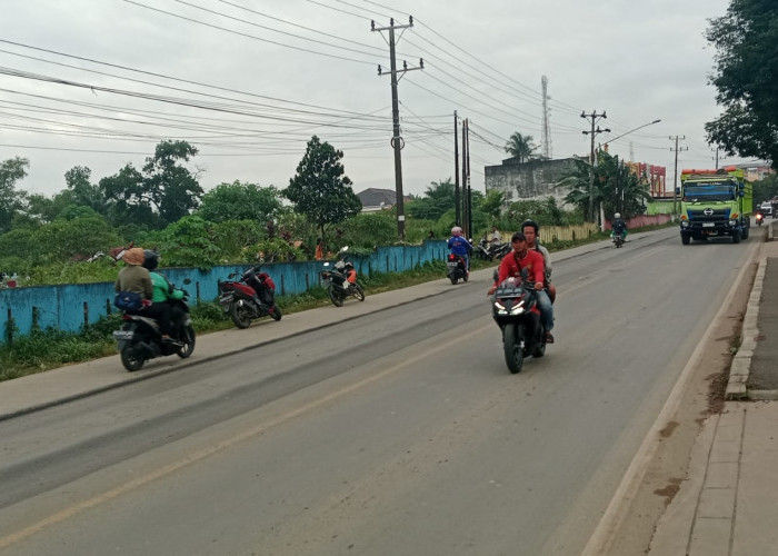 Jalintim Palembang-Jambi Km 18 Bergelombang, Pengendara Sepeda Motor Sering Jadi Korban