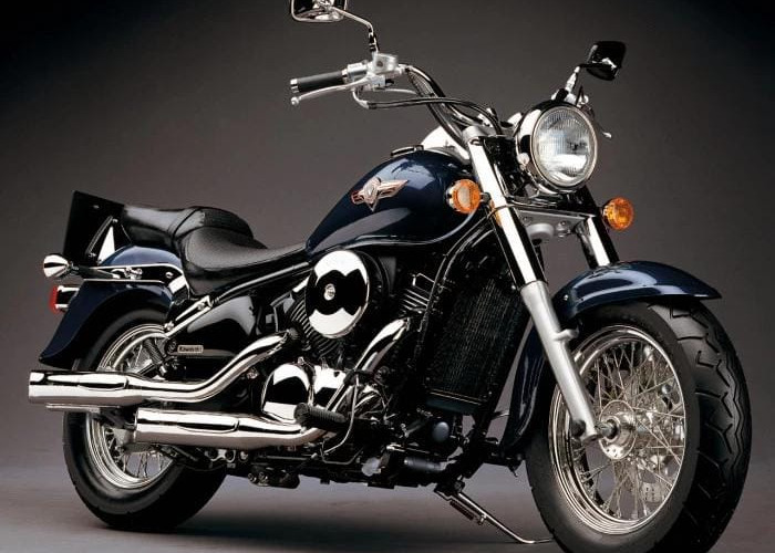 Kawasaki VN 800 Pilihan Cruise Klasik Mengusung Desain Retro dengan Tenaga Gahar