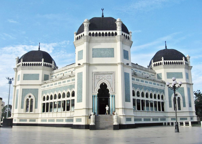 7 Provinsi dengan Persentase Islam Terbesar di Indonesia, Pulau Sumatera ada 3 Provinsi ini!