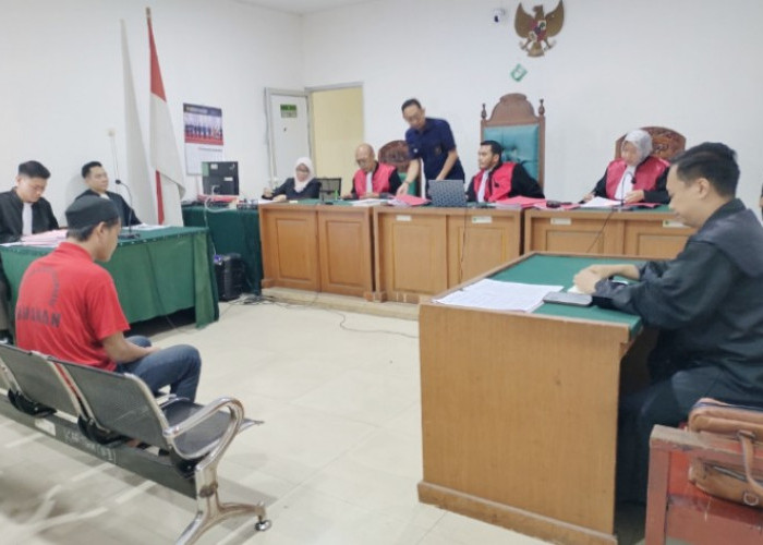 Bacok Tangan Korban hingga Patah Tulang, Residivis Pencurian Kembali Diganjar Hukuman 3,5 Tahun Penjara