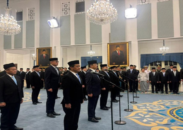 Bongkar Pasang Kabinet, Prabowo Ganti Menlu, ini 18 Pejabat yang Dilantik 