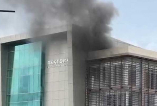 Rektorat Poltekpar Terbakar