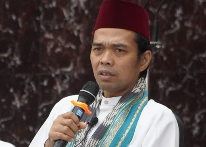 Begini Tausiah UAS Saat Tabligh Akbar Peringatan 10 Muharram & 100 Hari Kepemimpinan Ratu Dewa - Prima Salam 