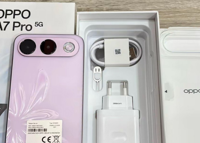 OPPO A7 Pro Wajar Disebut HP Cantik, Makin Menawan Saat Motif Kelopak Bunga Berkilau Terkena Cahaya 