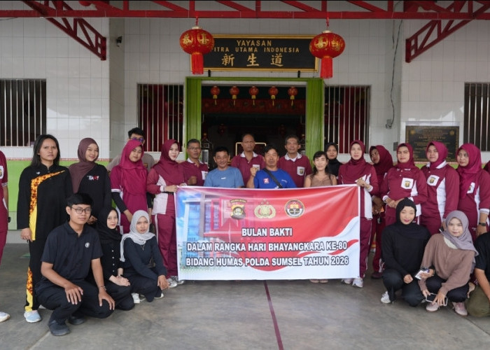 Polda Sumsel Gelar Bakti Religi di Kelenteng Sin Sen Tau Sambut Hari Bhayangkara ke-80