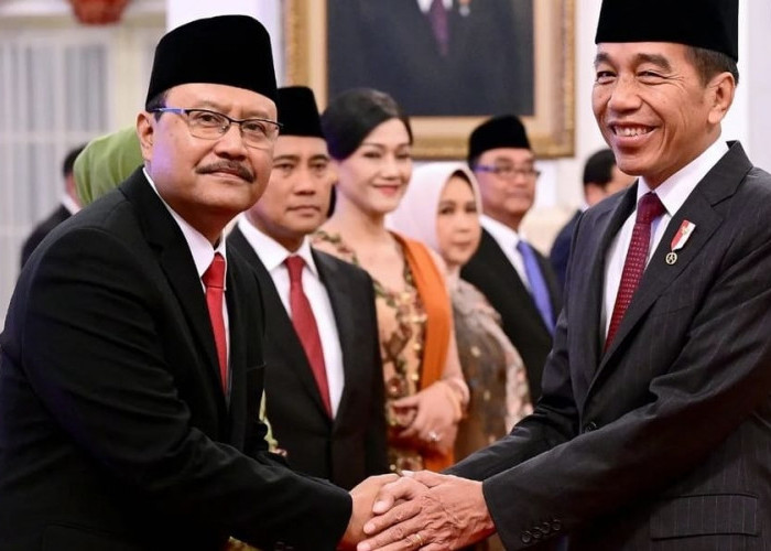 Jelang Lengser Jokowi Lantik Mensos Syaifullah Yusuf dan Kepala BNPT Eddy Hartono, Begini Sosok Keduanya