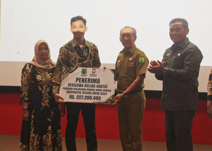 Program Kuliah Gratis Pemkab Muba, 24 Mahasiswa Musi Banyuasin Dilepas ke Universitas Telkom Bandung 