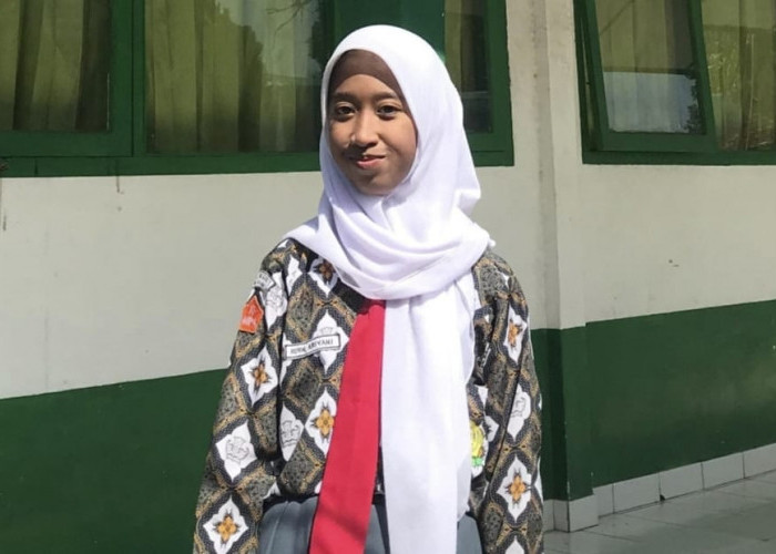 Siswi SMAN 1 Tanjung Batu Ogan Ilir Ini Bikin Bangga, Kembali Juarai Lomba Penulisan Resensi Buku se-Sumsel