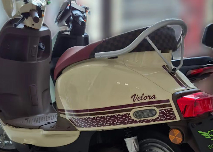 Bergaya Retro Klasik Mirip Vespa, Moped  Velora SunRace Bertenaga Motor 1400W 