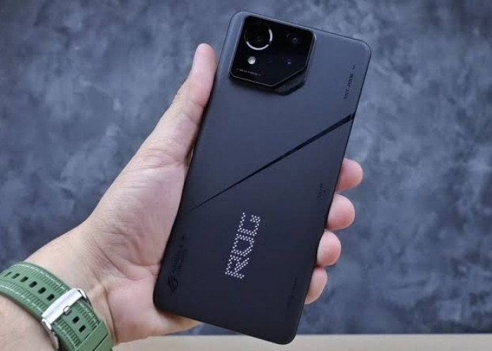 Ponsel Gaming Asus ROG Phone 8 Pro Ditenagai Chipset Snapdragon 8 Gen 3 dan Layar Berteknologi LTPO AMOLED