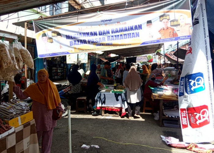  Ngabuburit ke Pasar Ramadhan Lematang Lahat, Semua Takjil Tersedia