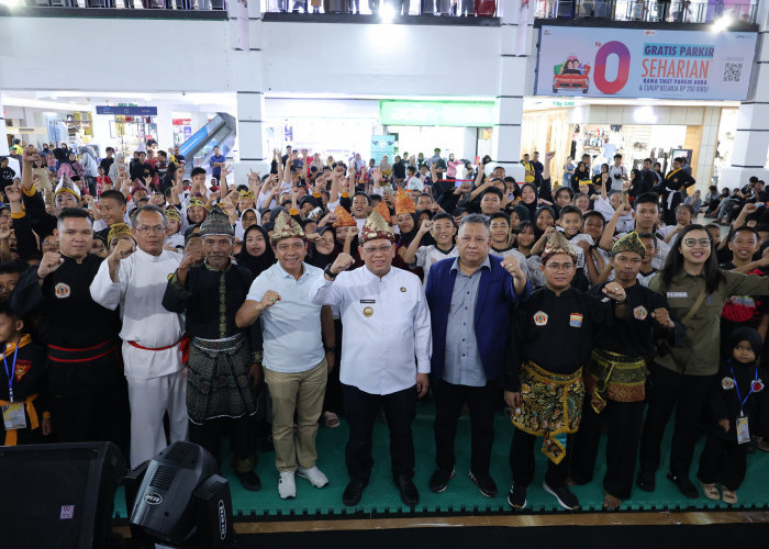 Pj Wali Kota Damenta Buka Festival Pencak Silat 2024: Pendekar Silat Harus Tumbuh di Palembang