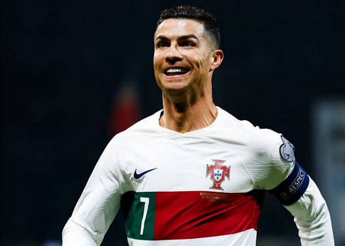 Ronaldo Kok Bisa Seganas Itu! Portugal Sikat Bosnia 5 Gol Tanpa Balas, 2 Gol Disumbang Sang Mega Bintang 