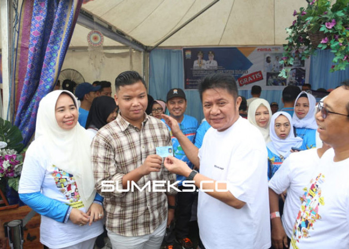 Disdukcapil Palembang Buka Stand on The Road di Halaman DPRD Sumsel