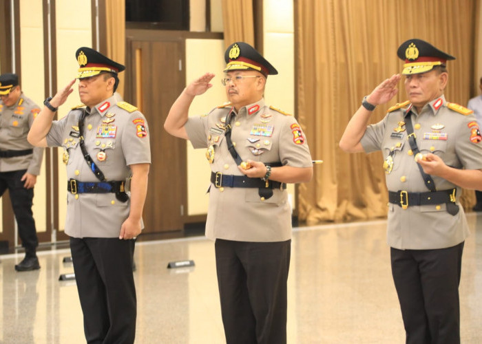 Kapolri Lantik Pejabat Utama Baru: Dorong Profesionalisme dan Peningkatan Pelayanan