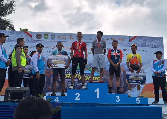 Pelindo Cycling Team Palembang Raih Prestasi Membanggakan di Sriwijaya Ranau Grand Fondo 2024