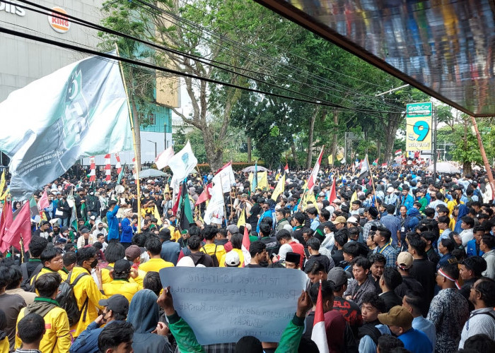 Aliansi Mahasiswa Sumsel Sampaikan 7 Tuntutan Tegas ke DPR dan Pemerintah