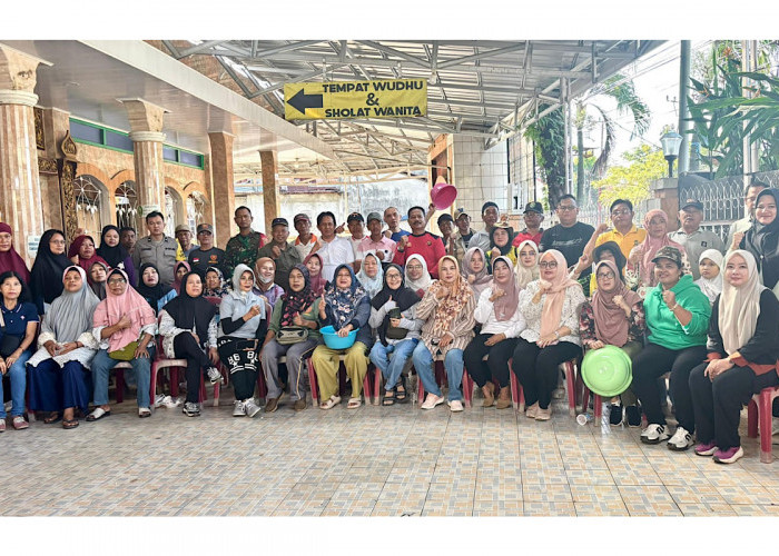 Kompak, Warga Jalan DI Panjaitan Plaju Ilir Kembali Gelar Bersih-bersih Kampung