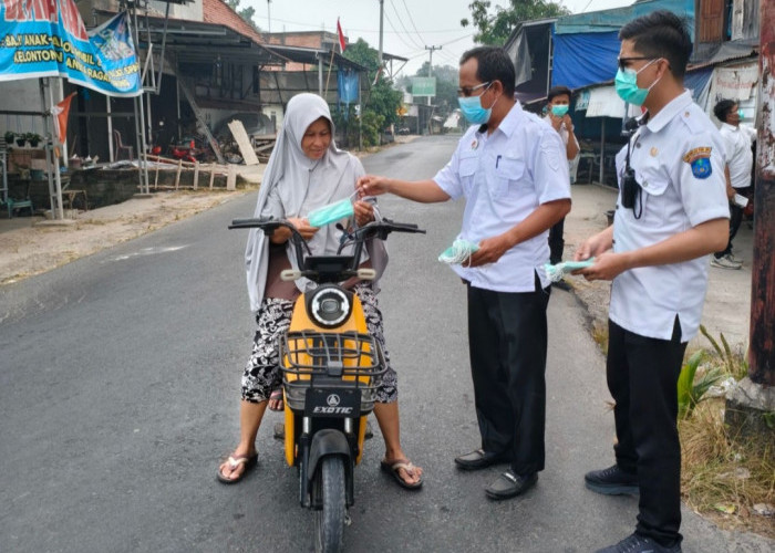 Antisipasi Lonjakan ISPA, Dinkes OKI Distribusikan 32.200 Masker ke Pelayanan Kesehatan dan Publik