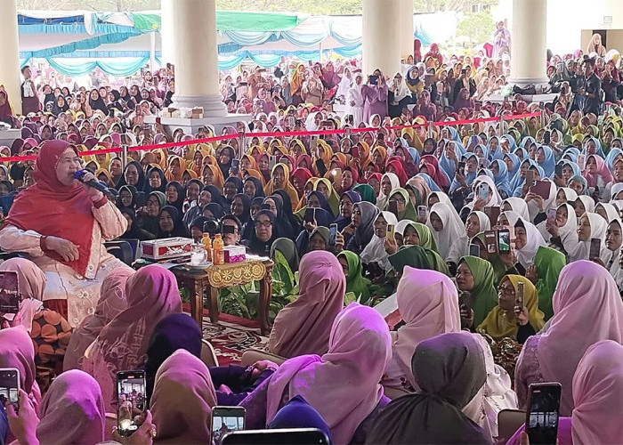 3.000 Jemaah Majelis Taklim di Kabupaten Ogan Ilir Hadiri Tabligh Akbar Mamah Dedeh