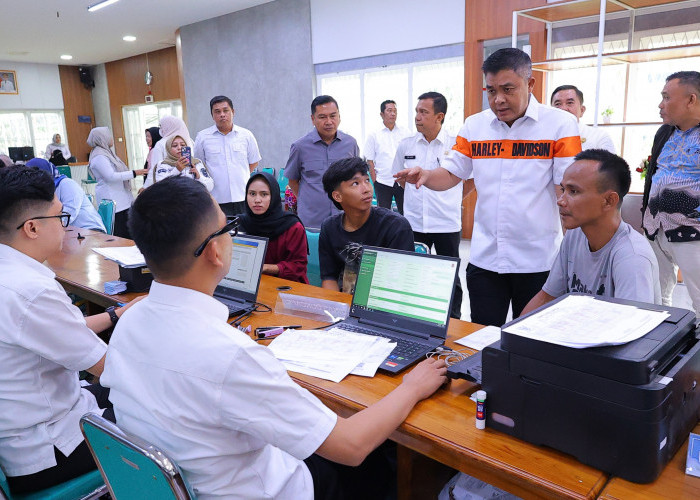 Pastikan Layanan Publik Prima, Sekda Palembang Aprizal Hasyim Tinjau Rumah Aspirasi Pasca-Lebaran