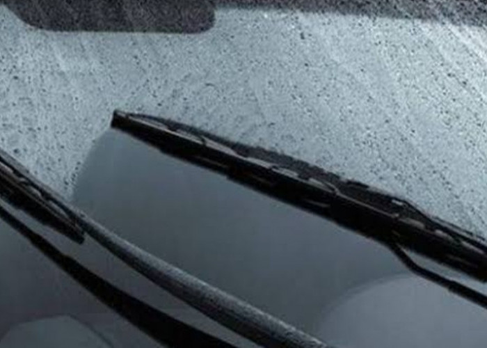 5 Penyebab Wiper Mobil Meninggalkan Bekas Goresan di Kaca dan Cara Menggantinya Sendiri Tanpa ke Bengkel