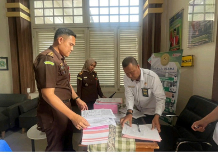 Dua Kasus Sekaligus, Kejari OKI Kirim Berkas Dugaan Korupsi Panwaslu dan Dispora ke PN Palembang
