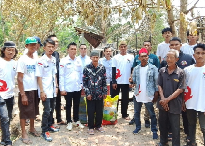 Peduli Korban Kebakaran di Desa Pulau Semambu yang Sebabkan Korban Jiwa, DPD PSI Ogan Ilir Berikan Bantuan